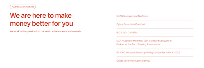Lista över betalföretagets priser och certifikat.