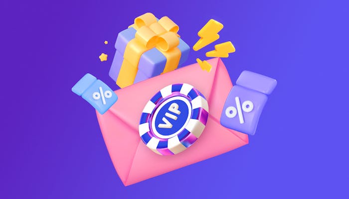 Ett kuvert, ett paket och en spelbricka som det står "VIP" på.